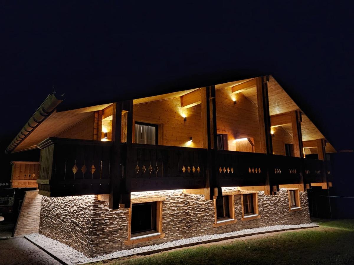 Apartment Marent Garten Chalet Vandans Exterior photo